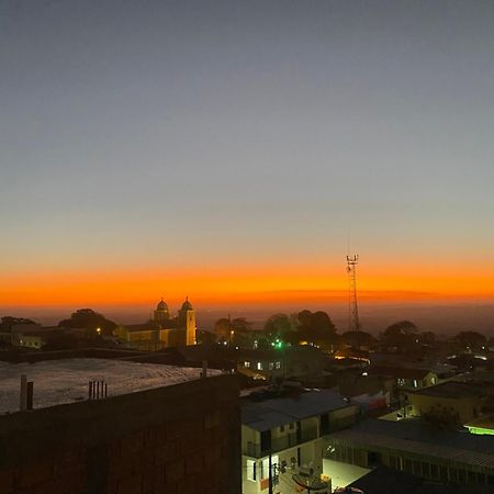 فيلا Kitnet Por Do Sol São Tomé das Letras المظهر الخارجي الصورة