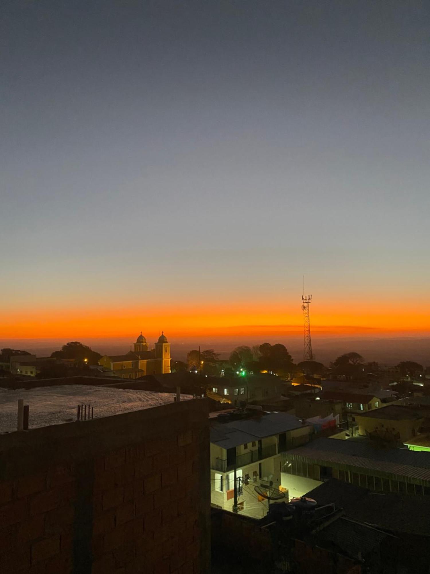 فيلا Kitnet Por Do Sol São Tomé das Letras المظهر الخارجي الصورة